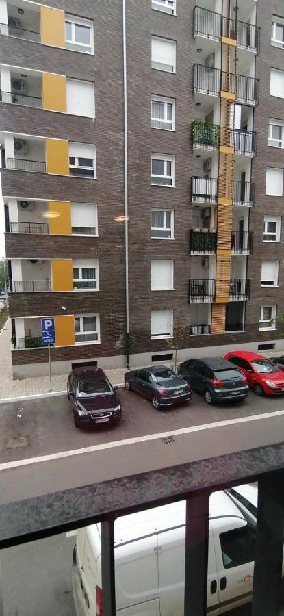 Moonze Gate Apartment Belgrade Luaran gambar